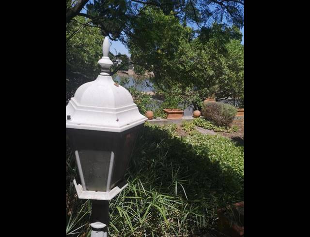 1 BEDROOM PROPERTY TO RENT IN SONSTRAAL